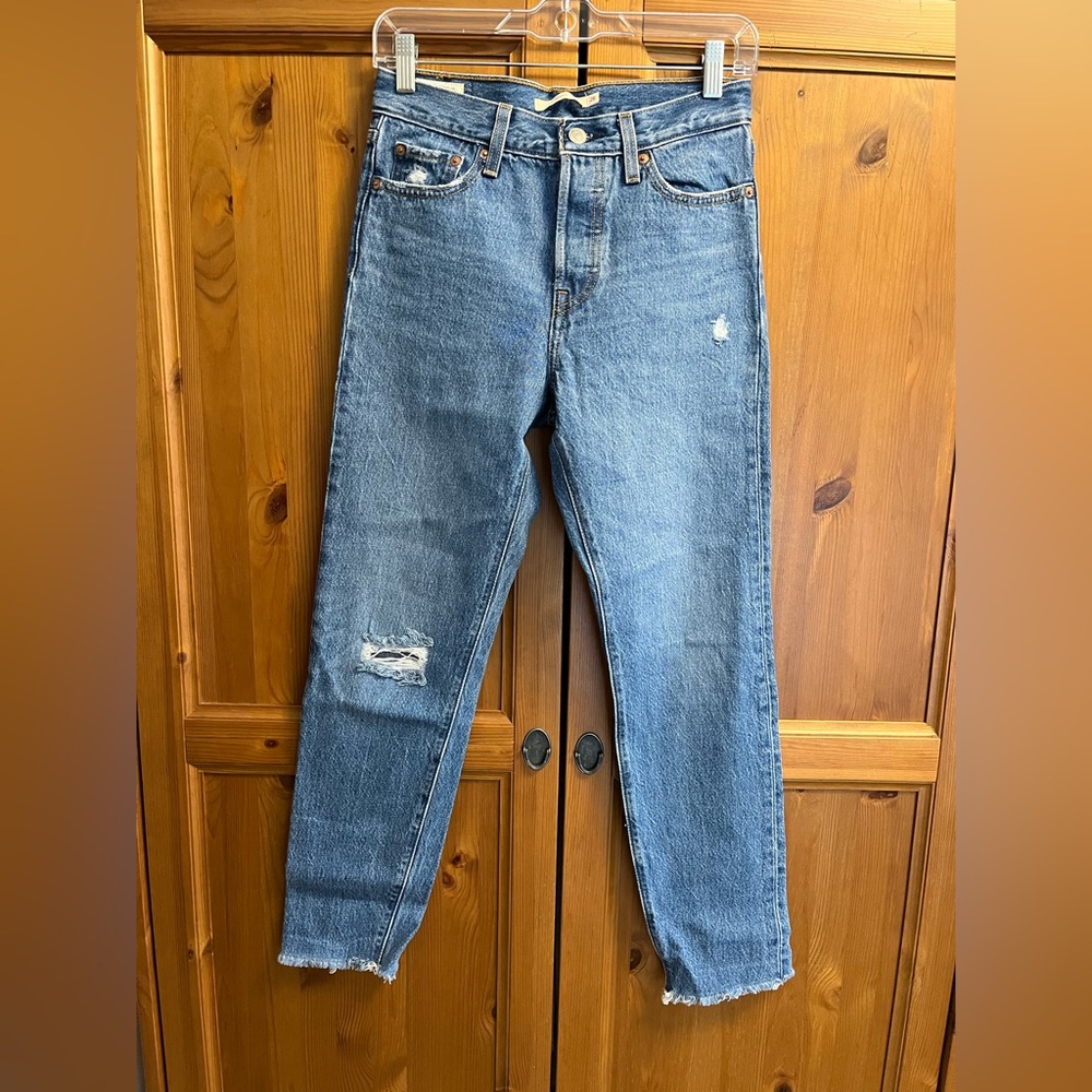 Levi’s Wedgie jeans medium wash size 26